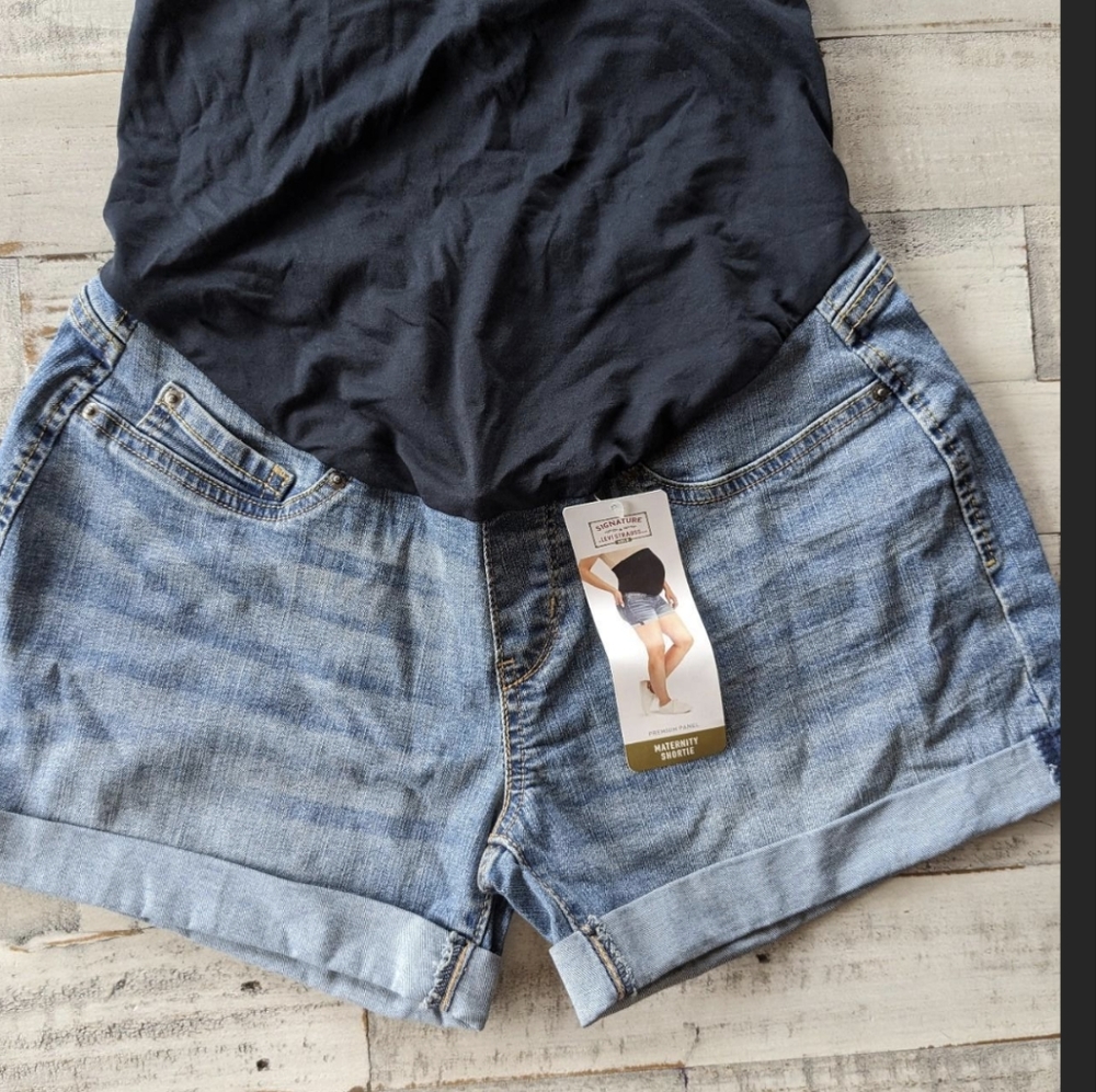 Levis Signature Maternity Denim Shorts